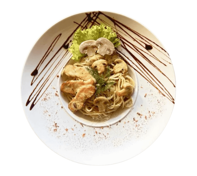 pasta-z-kurkoyu-ta-gribami-z-dostavkoyu-po-bukovel
