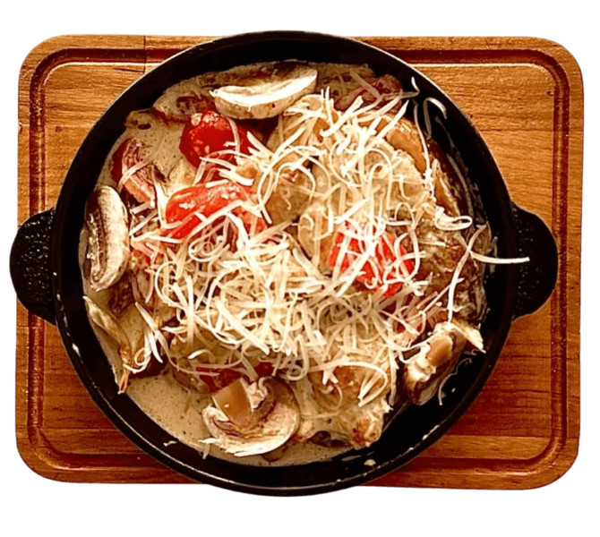 skovoridka-z-kurkoyu-z-dostavkoyu-po-bukovel